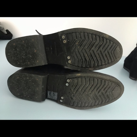 Burberry black leather boots. Size 5 - Picture 5 of 5